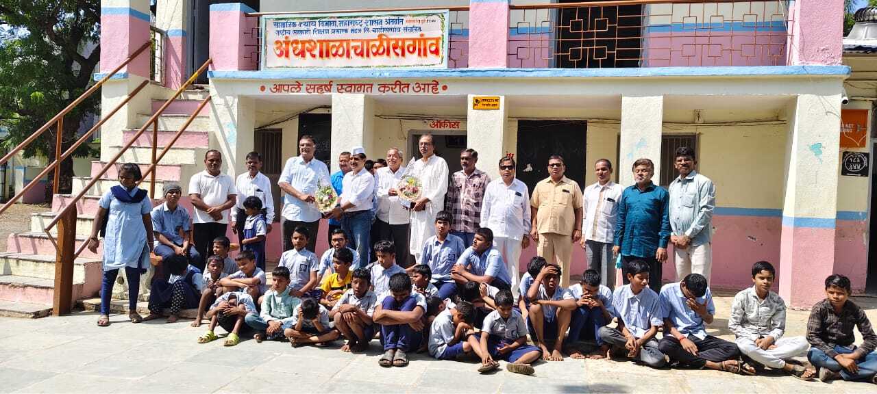 WhatsApp Image 2025-10-06 at 16.08.56 (1) (1)